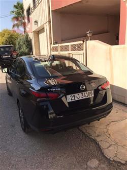 نيسان فيرسا